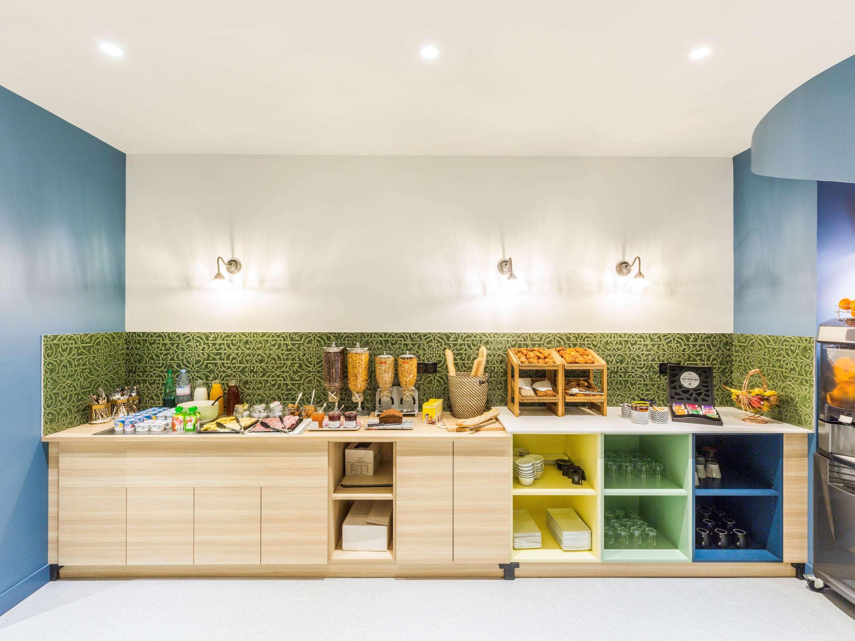Hotel Ibis Styles Paris Gare De L'Est Tgv Exterior foto