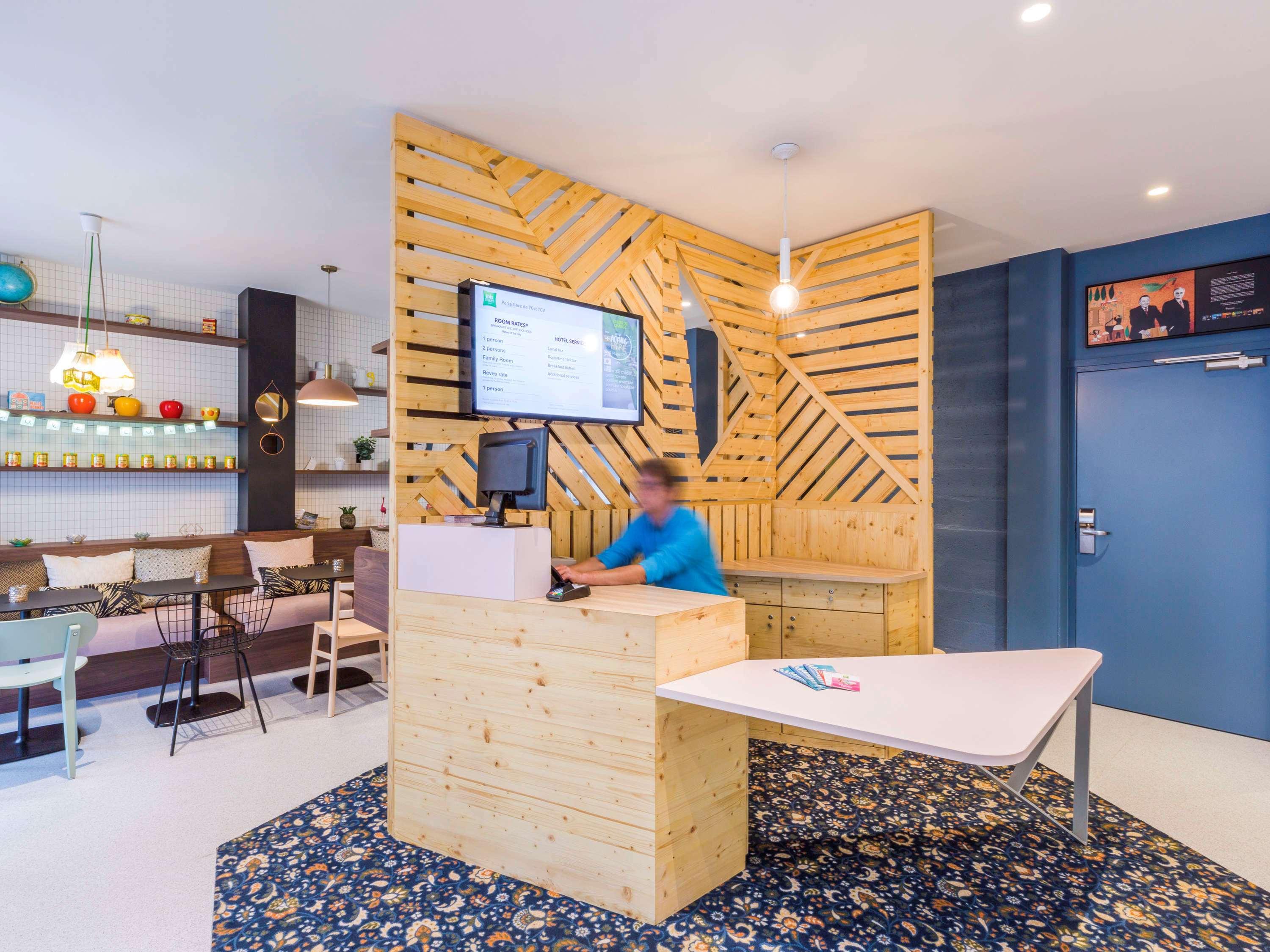 Hotel Ibis Styles Paris Gare De L'Est Tgv Exterior foto