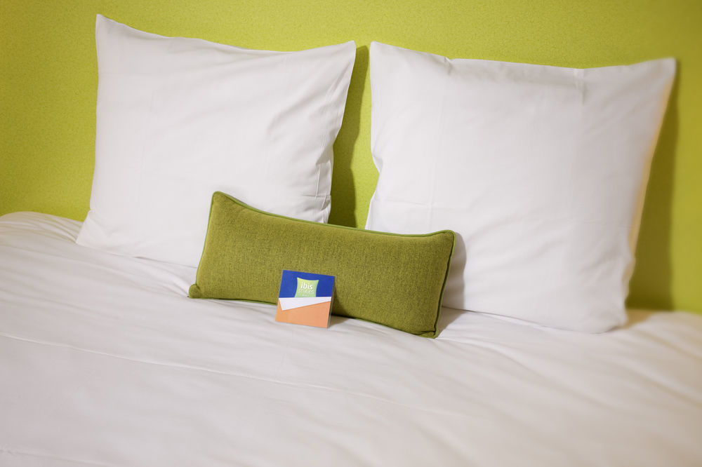 Hotel Ibis Styles Paris Gare De L'Est Tgv Exterior foto